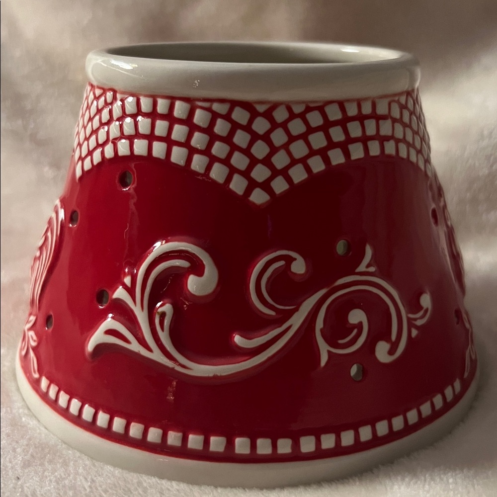 LK NW 🐔 NEVER USED HAND-CRAFTED RED WHITE ROOSTER DESIGN JAR CANDLE SHADE COVER - Picture 4 of 11